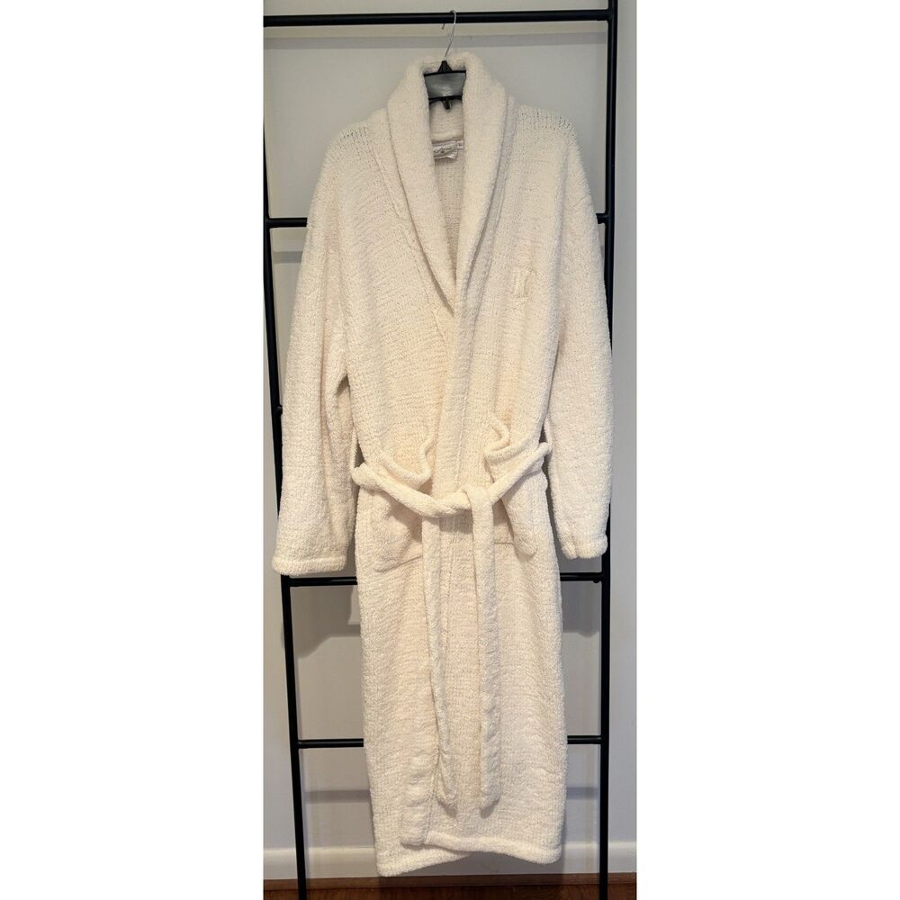 Kashwere Women's Large White Robe w/ "DC 2005" Monogram